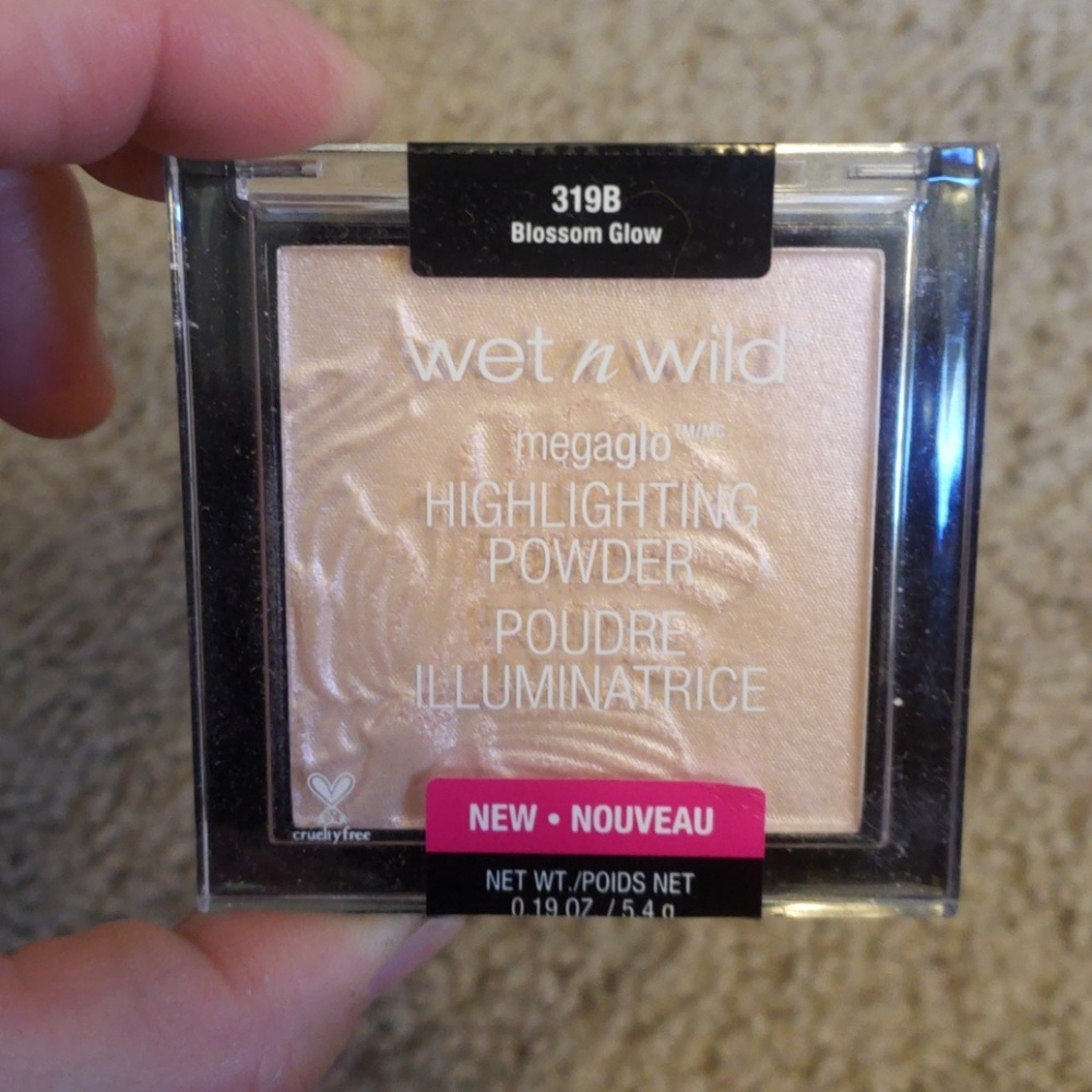 Wet n wild highlighter limited edition